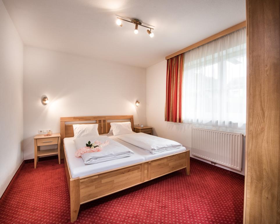 Appartements Salzburgerhof Φλαχάου Δωμάτιο φωτογραφία